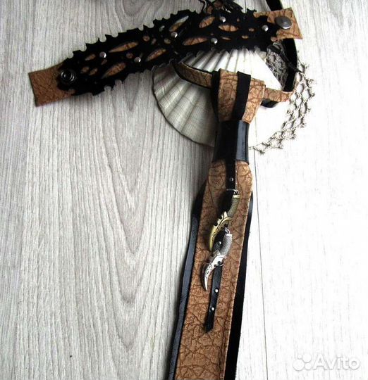 Галстук из кожи Кинжал