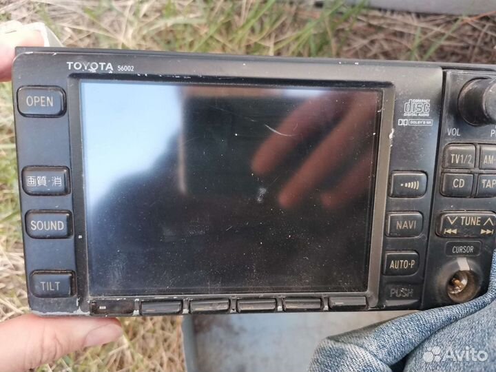 Штатная магнитола на Toyota Land Cruiser Prado