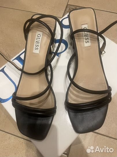 Босоножки guess 36