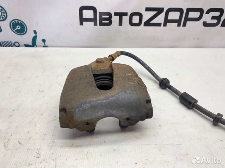 Суппорт тормозной передний левый Ford Focus 2 shda