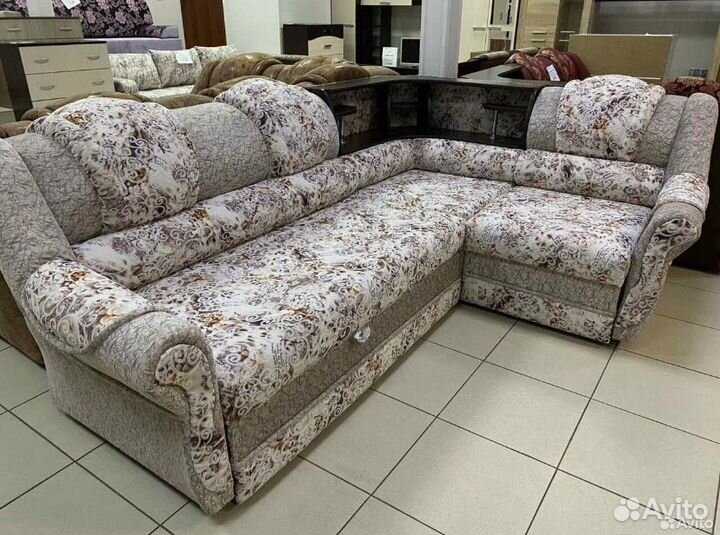 Диван угловой Барон