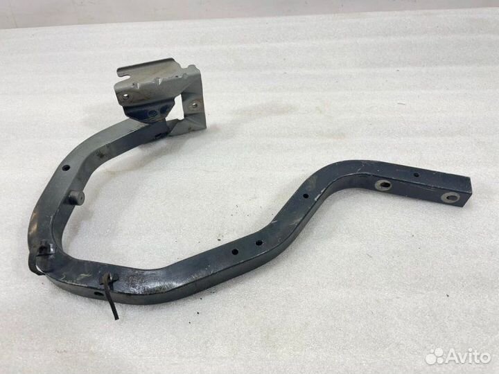 Петля крышки багажника Nissan Almera Classic