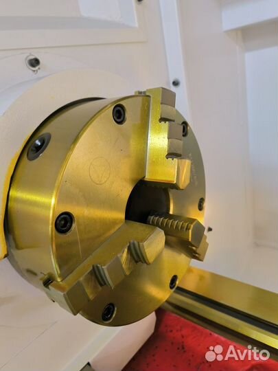 Токарный станок с чпу