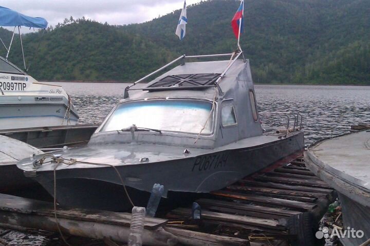 Катер Волга