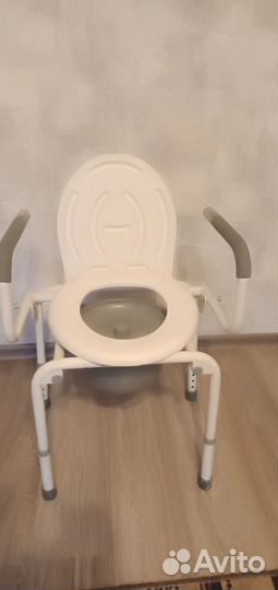 Стул унитаз для инвалидов