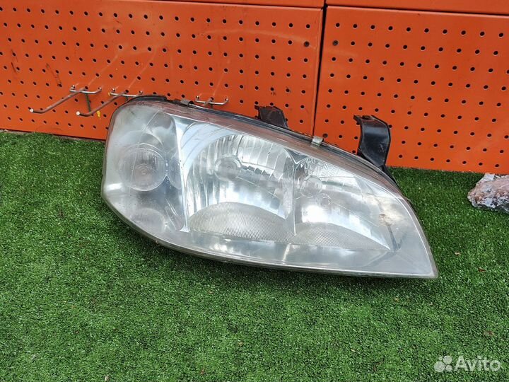 Правая фара Chery Amulet