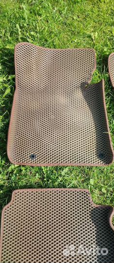 Автомобильные коврики eva