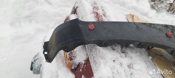 Крыло рав 4 2002