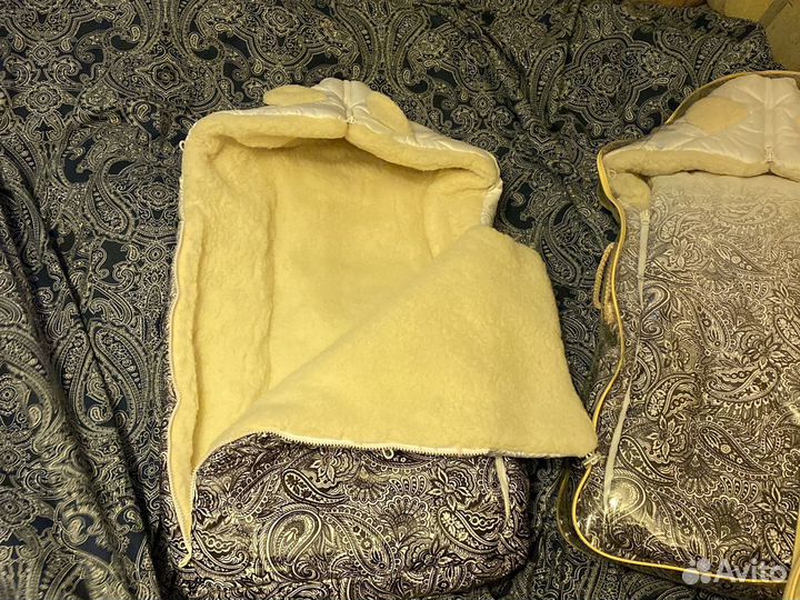 Конверт на выписку зимний,один 1500.состояния ново