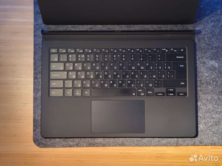 Samsung Book Cover Keyboard для tab s8 ultra
