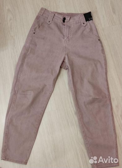 Джинсы бананы