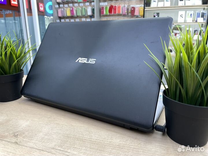 Ноутбук Asus для игр и работы i3/840M