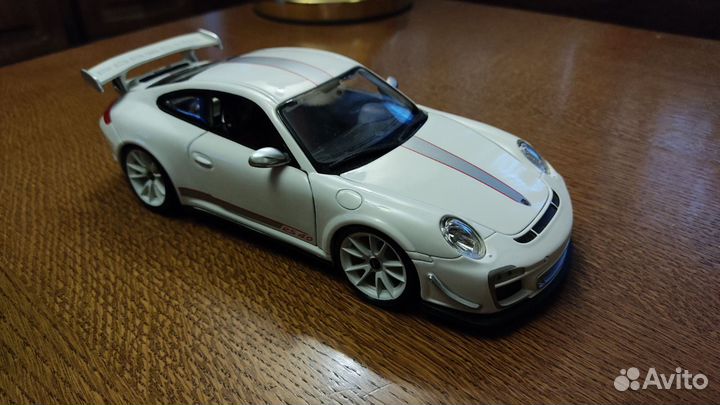 Porsche GT3 RS 4.0 Burago 1:18