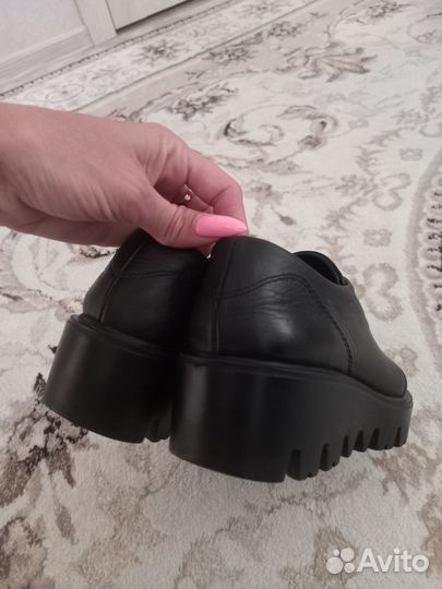 Туфли женские