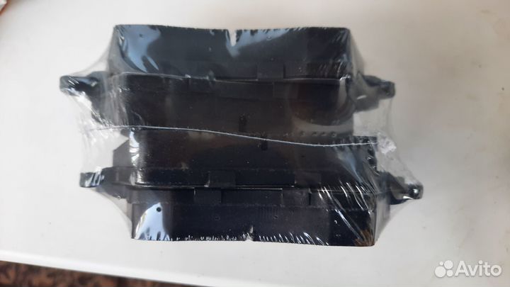 Тормозные колодки Barnett LD001 Передние