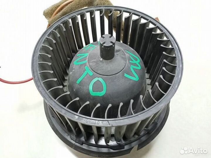 Моторчик отопителя Volkswagen Vento седан ABU 1993