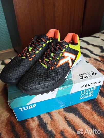 Сороконожки (турфы) Kelme