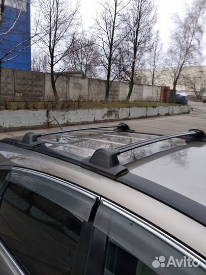 Поперечины в штатные места Honda CR-V 3 2007-12