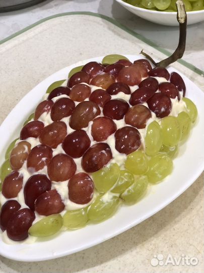 Вкусные салаты и горячее, А также румяная выпечка