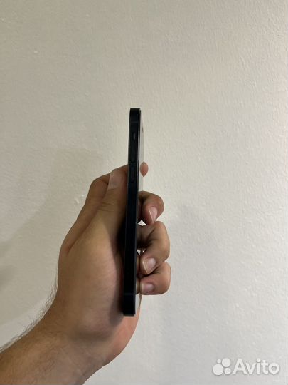 iPhone 12, 64 ГБ