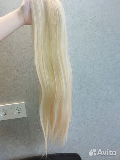 Парик блонд длинный с сеточкой на проборе, 60 см