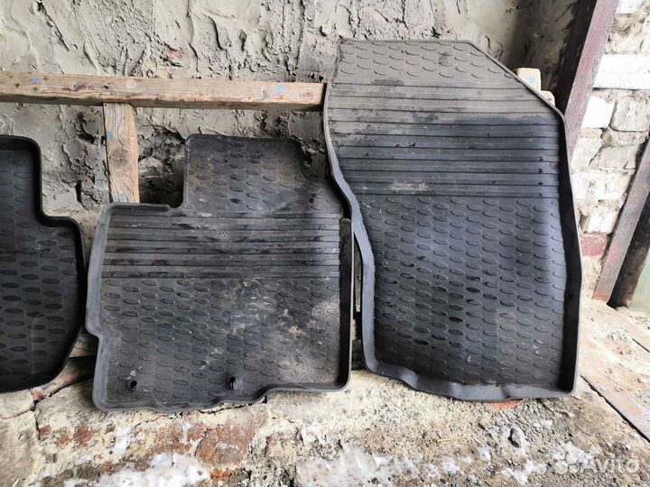 Коврики аутлендер хл