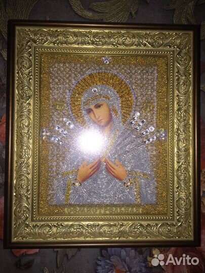 Вышивка бисером и стразами