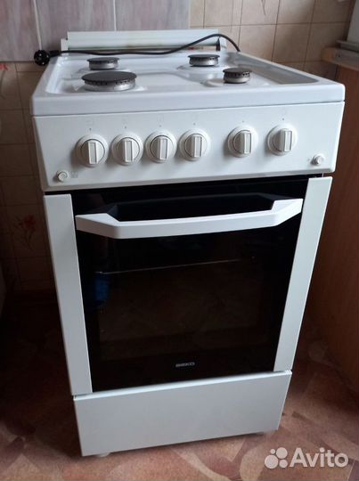 Газовая плита beko CSG 52110 GW