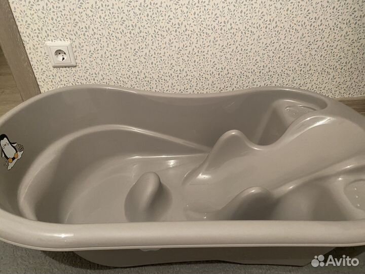 Ванночка для купания с горкой