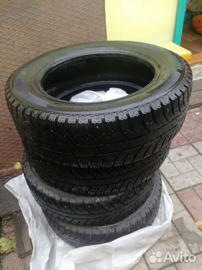 Bridgestone Ice Cruiser 7000S 185/65 R15