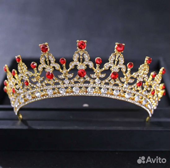 Корона тиара диадема