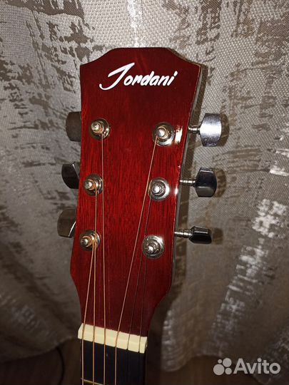 Гитара новая с аксессуарами