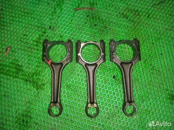 Шатун Audi Q5 8R cdnc 2011