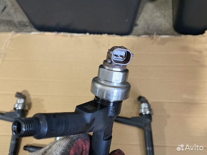 Форсунки 897313-8615 Opel Z17DTH 1.7cdti