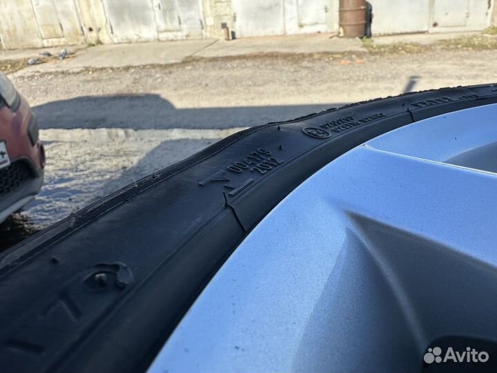 Toyo Proxes T1 Sport 215/45 R18