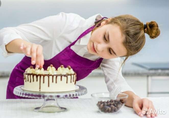 Ищу кондитера, кондитера оформителя
