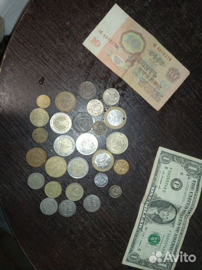 Продаю монеты