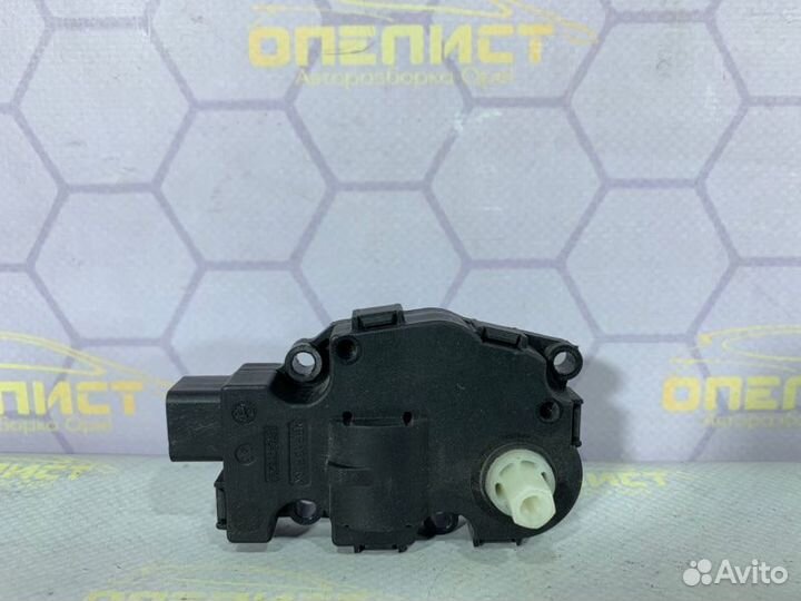 Сервопривод заслонки печки Mercedes S-Class W221