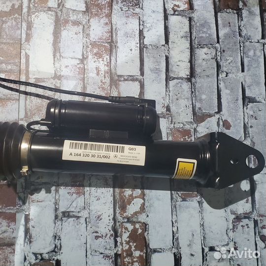 Амортизатор Mercedes W164 GL 500 GL 550 орига