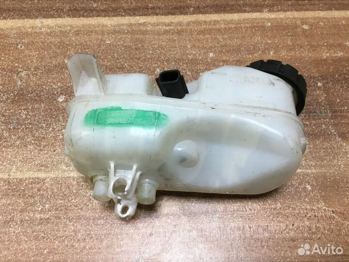 Бачок гтц Renault Arkana