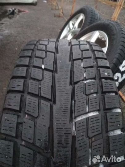 R17 Yokohama Geolandar I/T-S G073 225/65, PCD 5x114.3 DIA 73