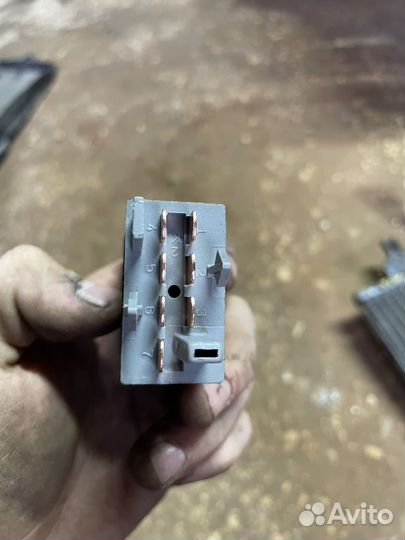 Кнопка аварийки VW Passat B5 99г