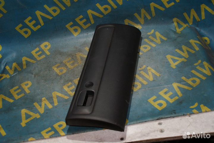 Крышка бардачка Volvo V70