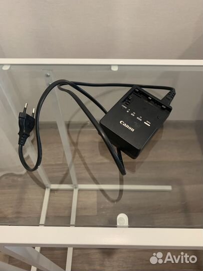 Зеркальный фотоаппарат canon 60d