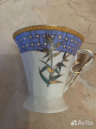 Кофейные чашки с блюдцем