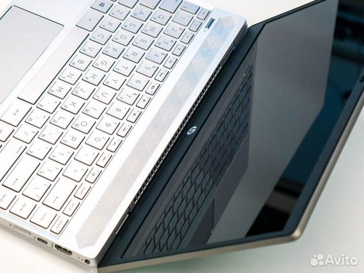 Свежий мощный ноутбук Модель 2022 года