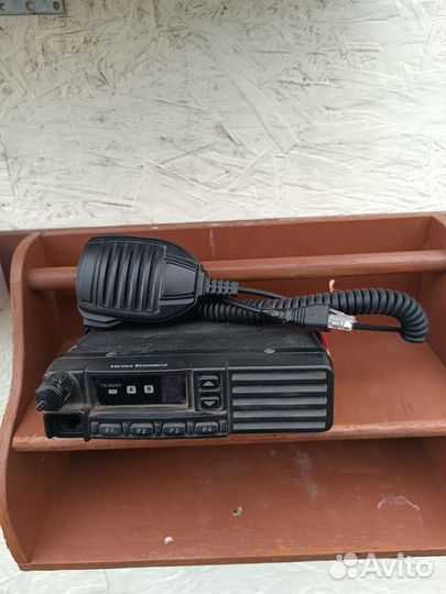 Автомобильная рация с антенной бу