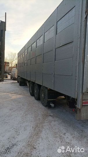 Полуприцеп для перевозки скота Lecitrailer P3S, 2008