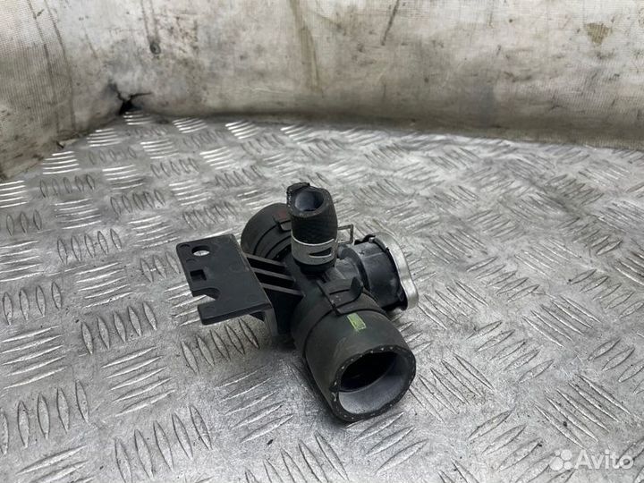 Тройник системы охлаждения Mitsubishi Lancer 10