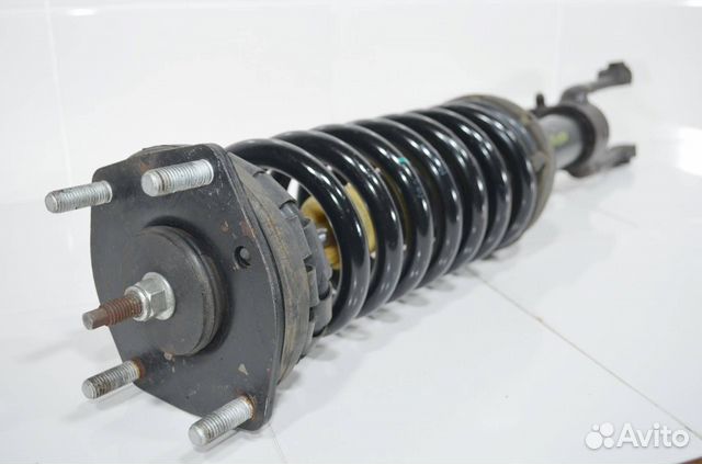 Стойка амортизатора передняя Jeep Grand Cherokee